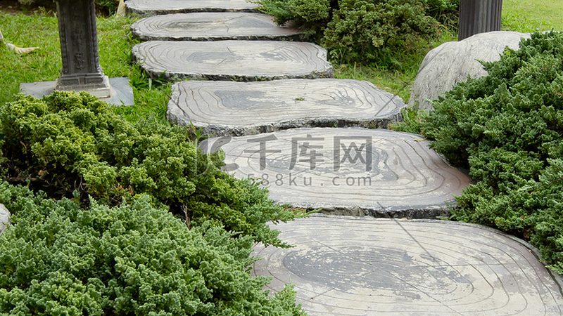 乡村庭院景观定制设计，如何打造宜居宜赏的绿色家园？**